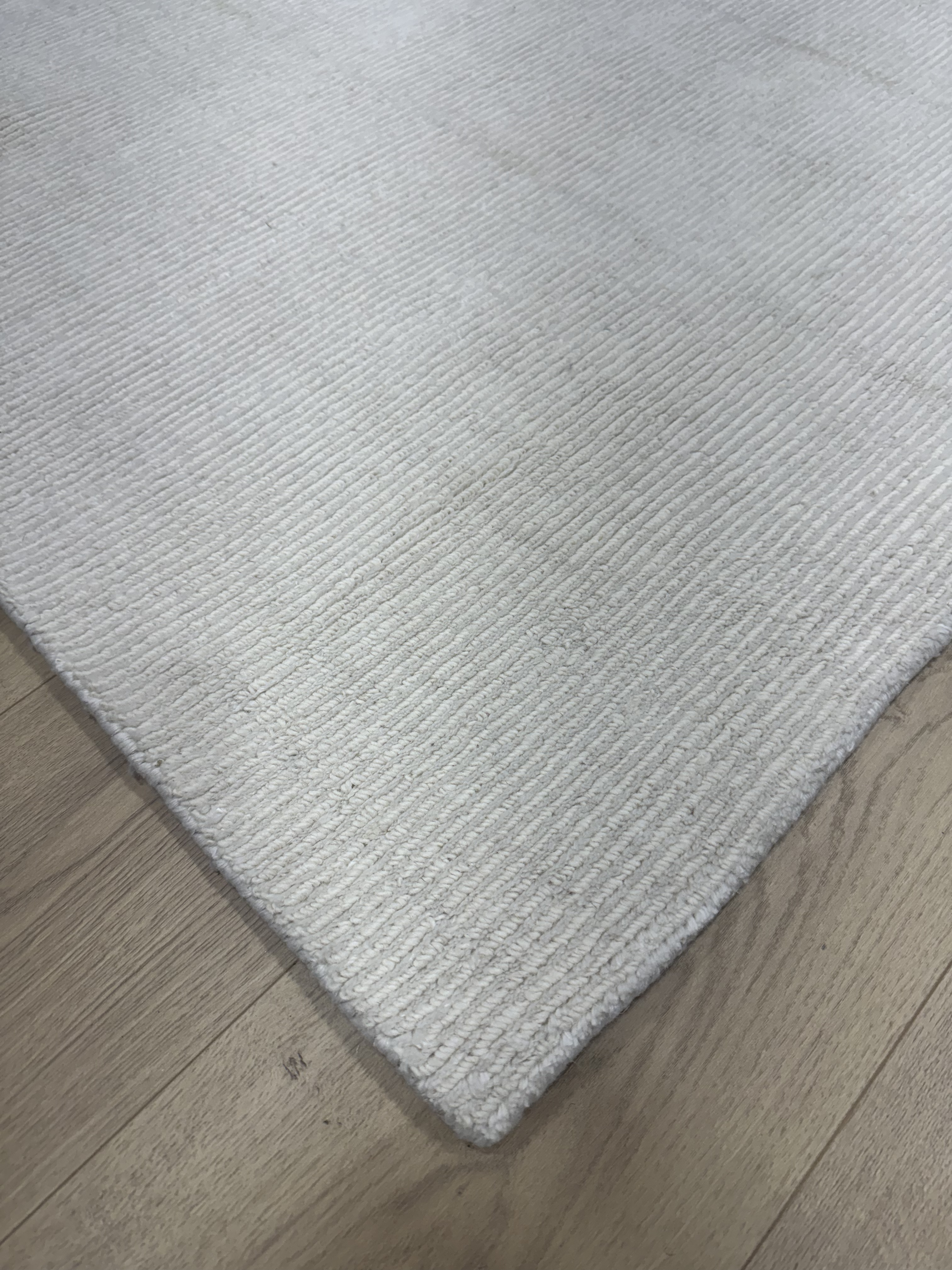 Oasis (OA-01) Ivory Rug