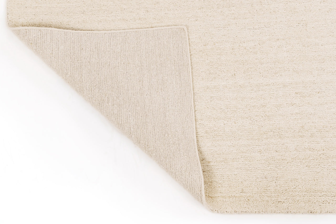 Davenport (DA-24112) Ivory Rug