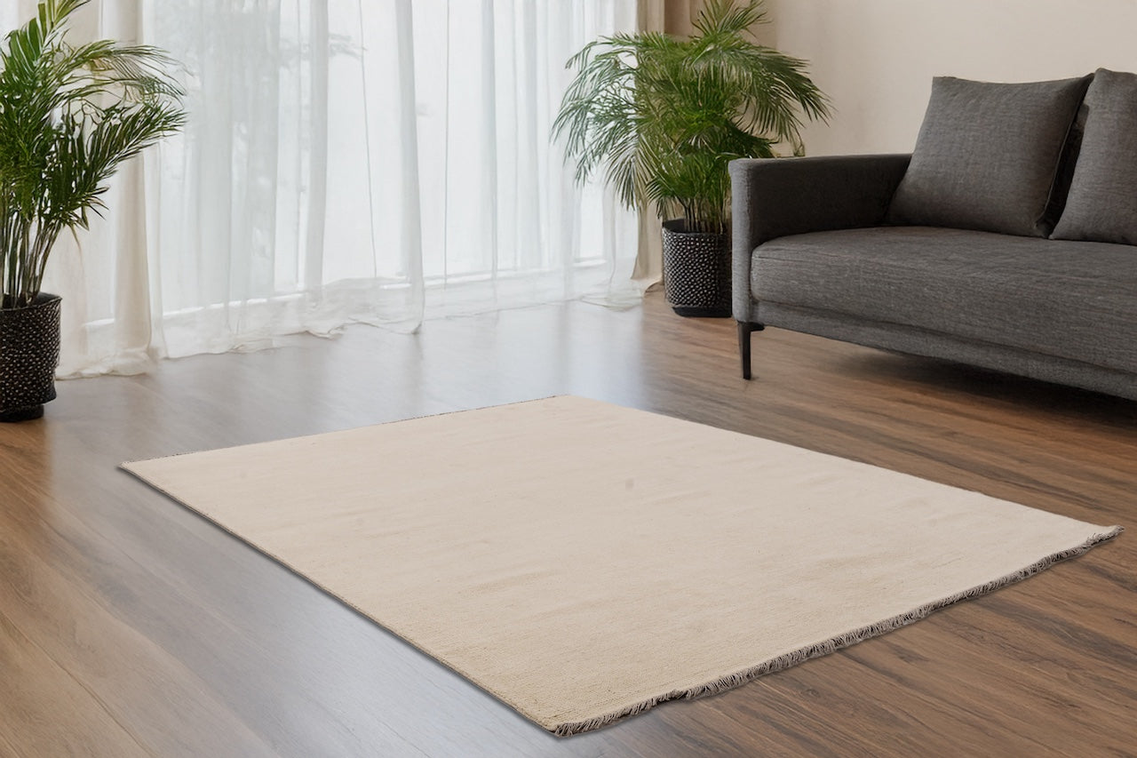 Saga (SAG-174) Ivory Rug